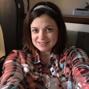 Meet your Posher, Gina